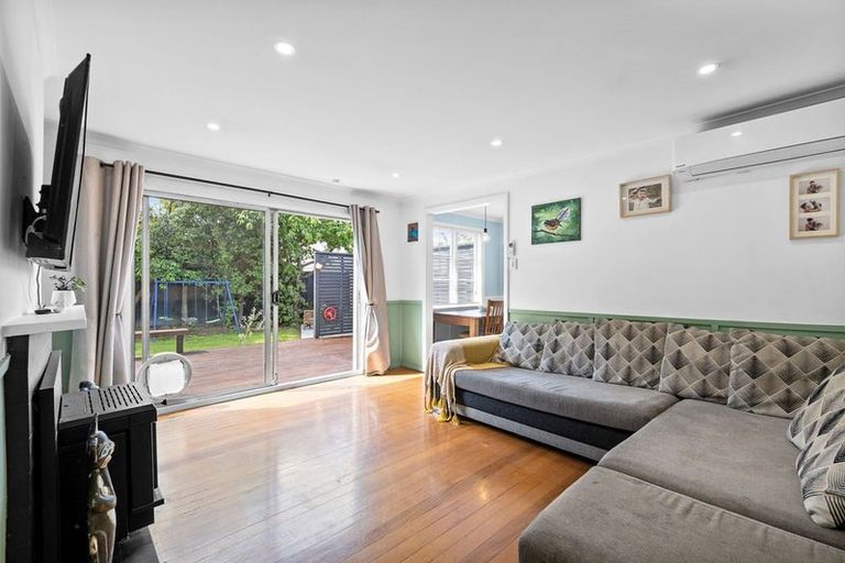 Photo of property in 12 Braemar Place, Avonside, Christchurch, 8061