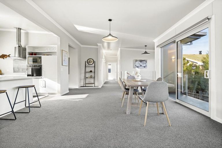 Photo of property in 64 Mckerrow Street, Shiel Hill, Dunedin, 9013