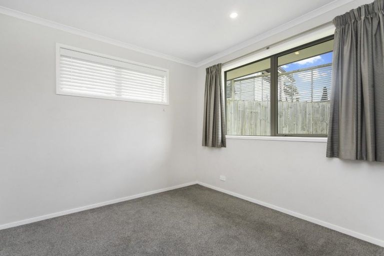 Photo of property in 60 Helenslee Road, Pokeno, 2402