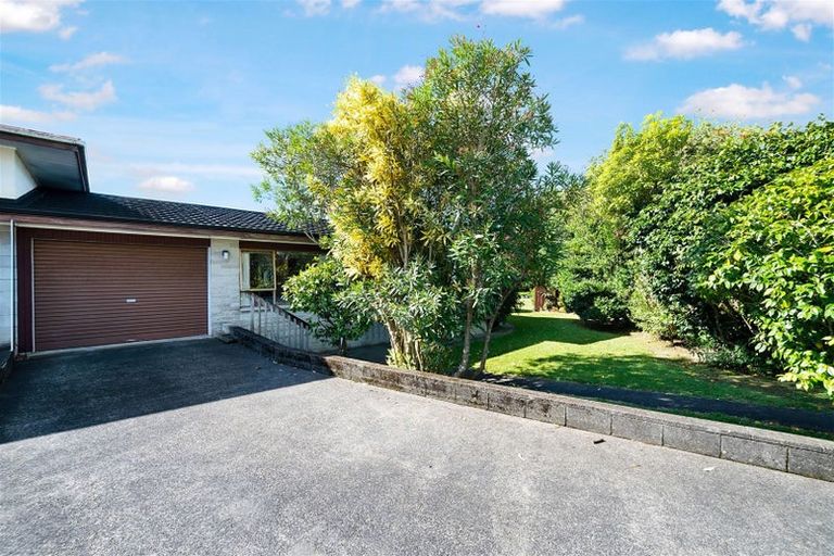 Photo of property in 178a Edmonton Road, Te Atatu South, Auckland, 0610
