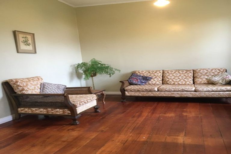 Photo of property in 4 Hayward Street, Featherston, 5710