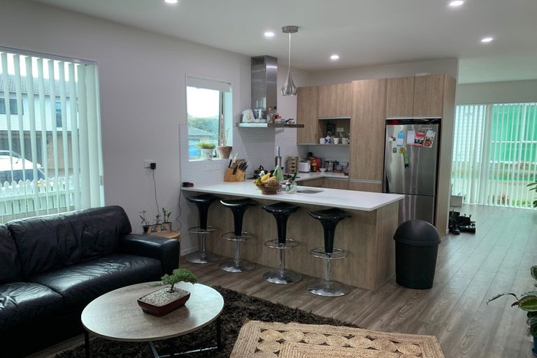 Photo of property in 4a Sherwood Avenue, Te Atatu South, Auckland, 0610