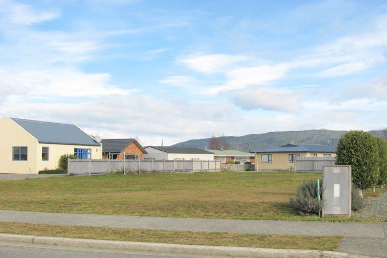 Photo of property in 7 Kepler Place, Te Anau, 9600