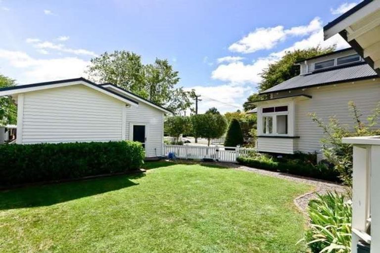 Photo of property in 4 Young Street, Claudelands, Hamilton, 3214