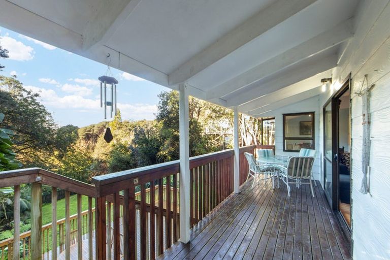 Photo of property in 704 South Titirangi Road, Titirangi, Auckland, 0604