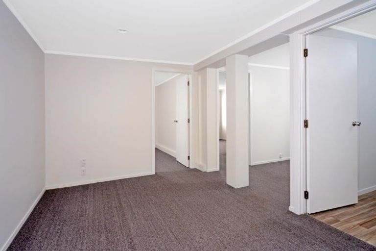 Photo of property in 4/155 Shakespeare Road, Milford, Auckland, 0620