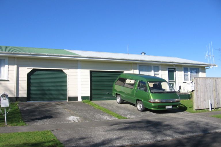 Photo of property in 2 Lockhart Avenue, Milson, Palmerston North, 4414