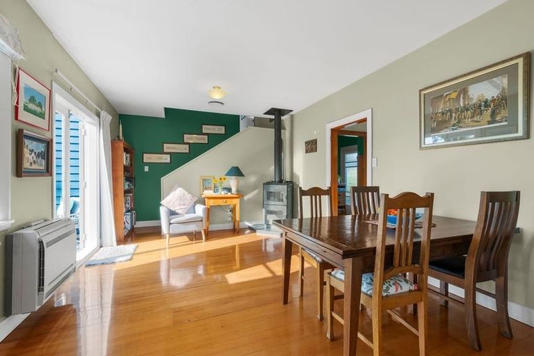 Photo of property in 72 Aorangi Road, Bryndwr, Christchurch, 8053