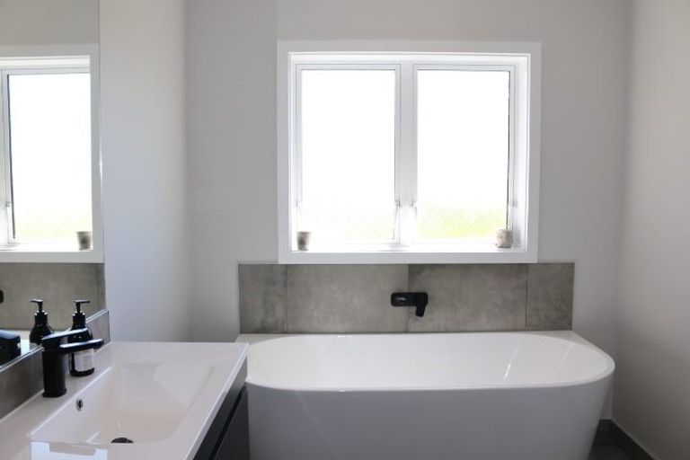 Photo of property in 83 View Road, Halcombe, Feilding, 4779