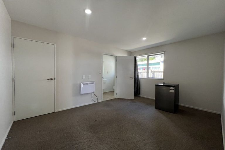 Photo of property in 55a Wharenui Road, Upper Riccarton, Christchurch, 8041