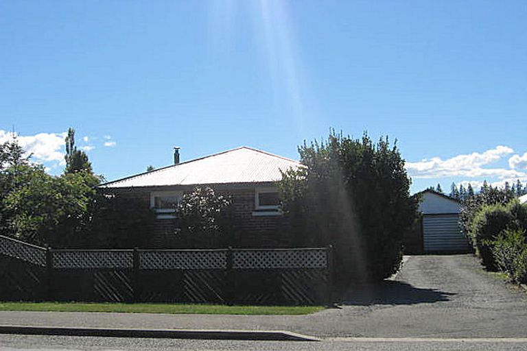 Photo of property in 10 Spaxton Street, Methven, 7730