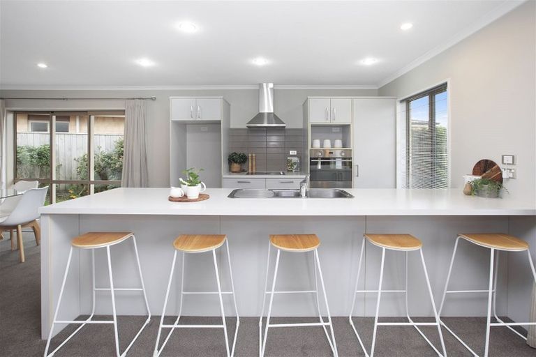 Photo of property in 3 Reeves Road, Rangiora, 7400