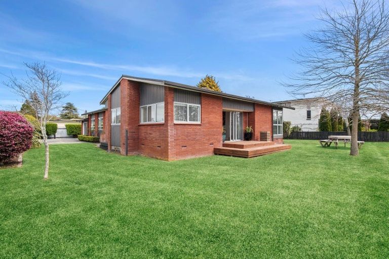 Photo of property in 1 Thwaites Place, Leamington, Cambridge, 3432