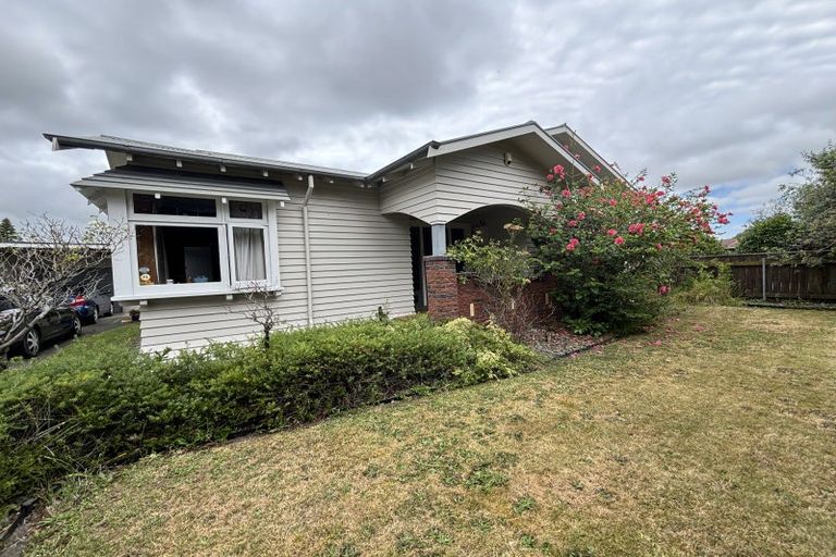 Photo of property in 19 Karamu Avenue, Takaro, Palmerston North, 4410