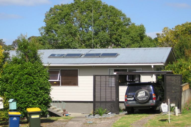 Photo of property in 43 Japonica Drive, Beach Haven, Auckland, 0626