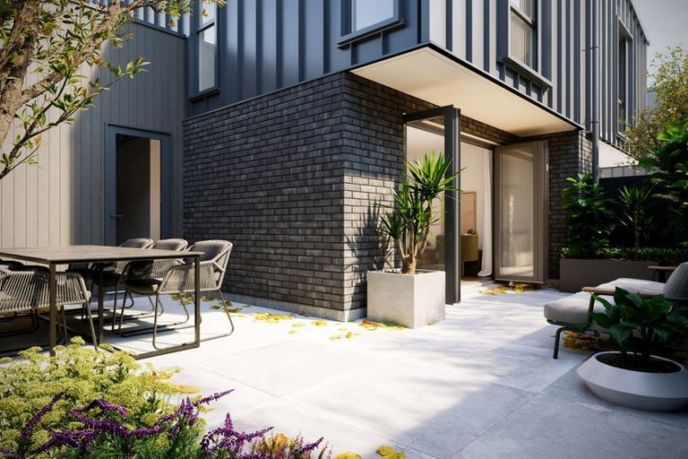 Photo of property in 64 Opawa Road, Waltham, Christchurch, 8023