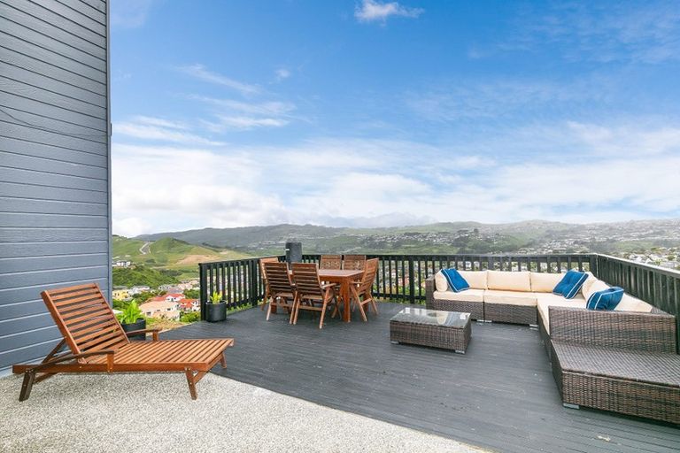 Photo of property in 67 Erlestoke Crescent, Churton Park, Wellington, 6037