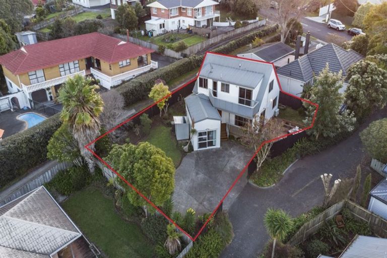 Photo of property in 251a Royal Road, Massey, Auckland, 0614