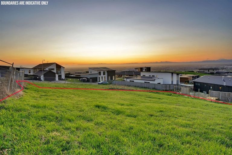 Photo of property in 5 Millbeck Place, Westmorland, Christchurch, 8025