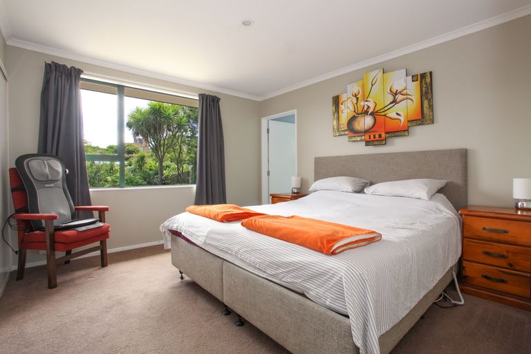 Photo of property in 13 Tutchen Avenue, Raglan, 3225