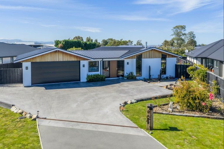 Photo of property in 19 Delapre Drive, Rolleston, 7615