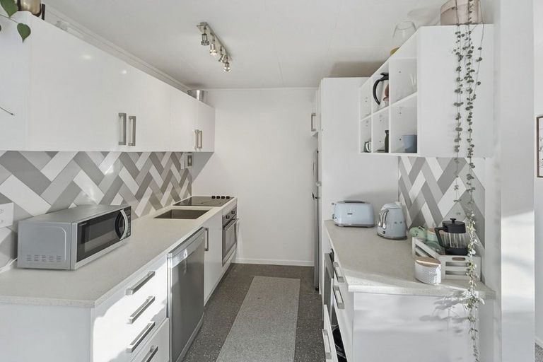 Photo of property in 6 Primrose Street, Raglan, 3225