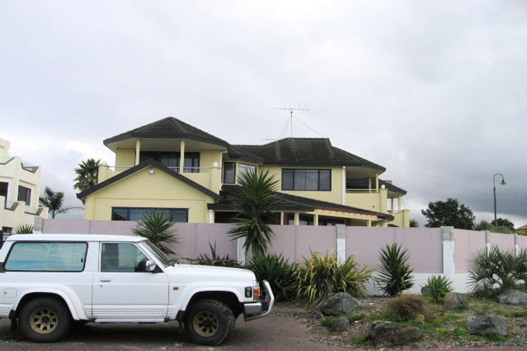 Photo of property in 21 Lagoon Way, Omaha, 0986