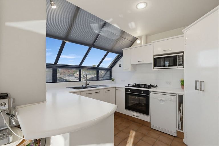 Photo of property in 2/4 Bevington Street, Avonhead, Christchurch, 8042