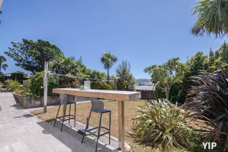 Photo of property in 43 Carluke Street, Paparangi, Wellington, 6037