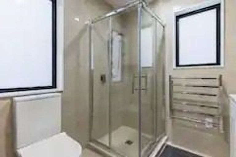 Photo of property in 18b Jupiter Street, Rosehill, Papakura, 2113