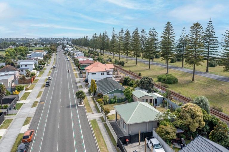 Photo of property in 104 Te Awa Avenue, Te Awa, Napier, 4110