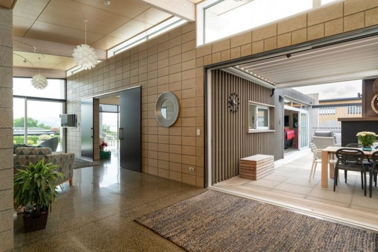 Photo of property in 12 Kurapoto Lane, Rainbow Point, Taupo, 3330