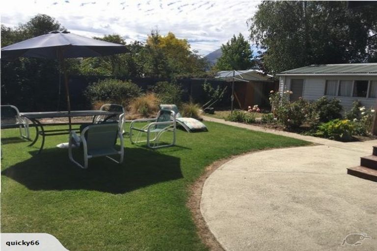 Photo of property in 14 Frye Crescent, Albert Town, Wanaka, 9305