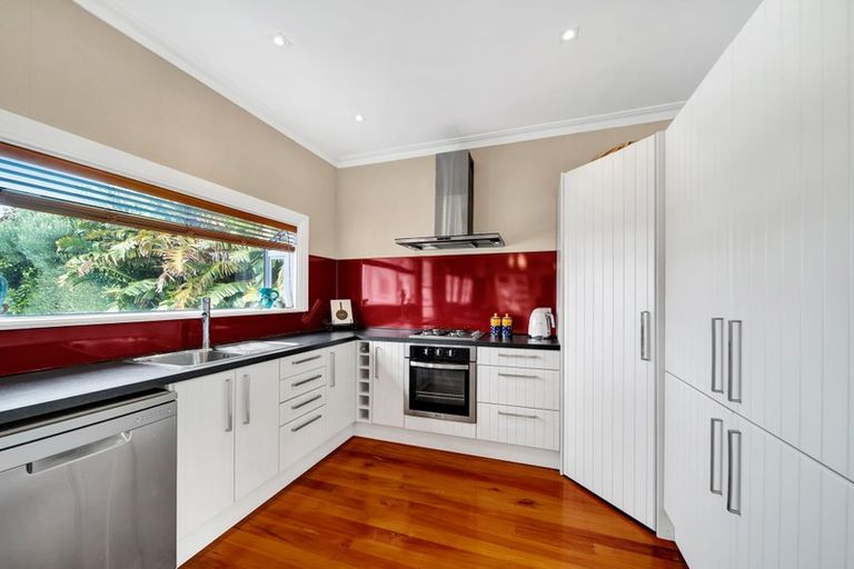 Photo of property in 85 Puriri Street, Hawera, 4610