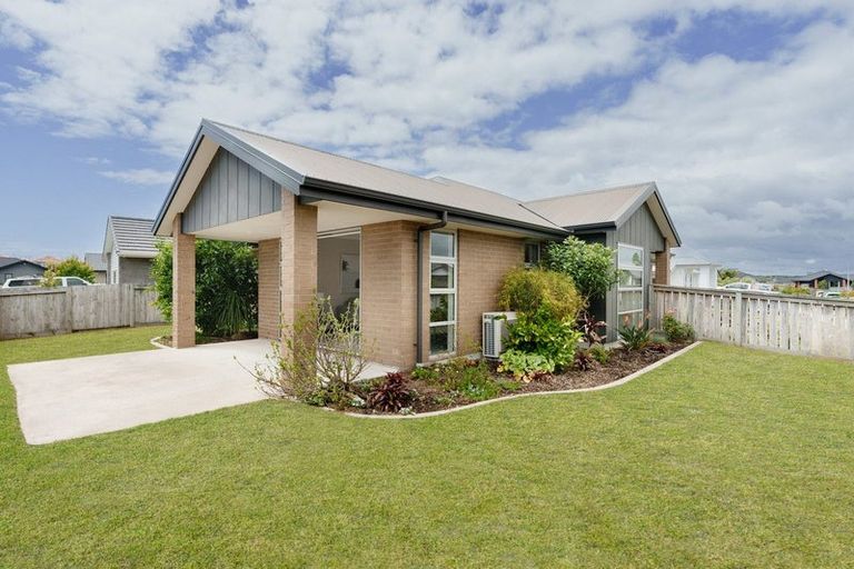 Photo of property in 17 Kuru Place, Papamoa, 3118