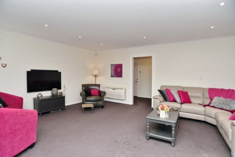 Photo of property in 35 Belmont Avenue, Rangiora, 7400