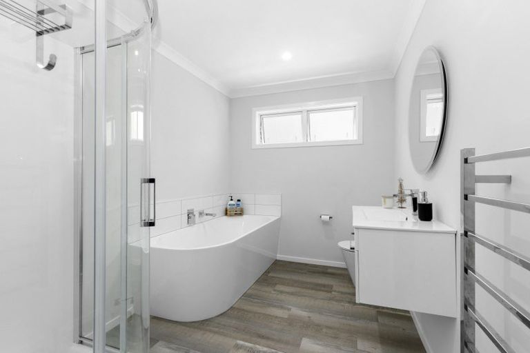 Photo of property in 92a Horoeka Street, Stokes Valley, Lower Hutt, 5019