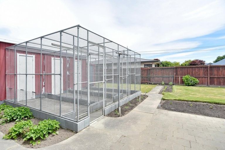 Photo of property in 15 Regent Avenue, Rangiora, 7400