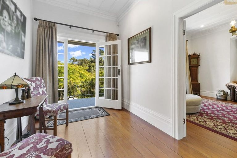 Photo of property in 9 Remu Place, Greenhithe, Auckland, 0632