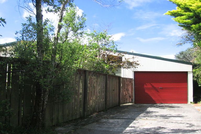 Photo of property in 1 Winston Street, Crofton Downs, Wellington, 6035