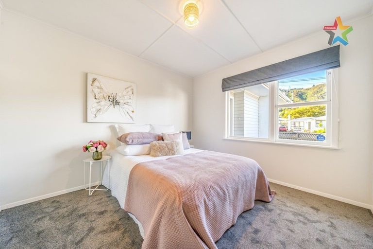 Photo of property in 7 Ruthven Road, Wainuiomata, Lower Hutt, 5014