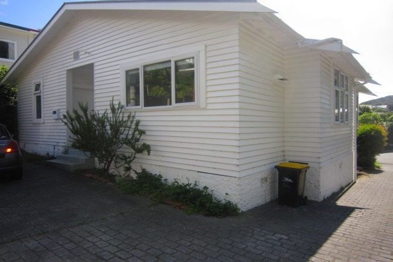 Photo of property in 56 Delhi Crescent, Khandallah, Wellington, 6035