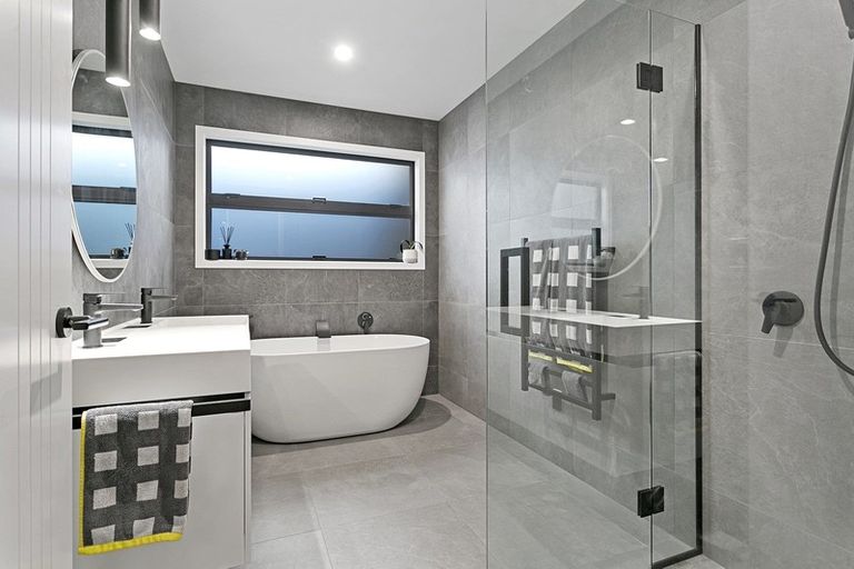 Photo of property in 17 Mike Smith Drive, Cambridge, 3434