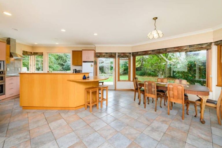 Photo of property in 122 Jickell Street, Hokowhitu, Palmerston North, 4410