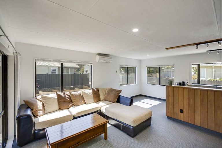 Photo of property in 71 Douglas Mclean Avenue, Marewa, Napier, 4110