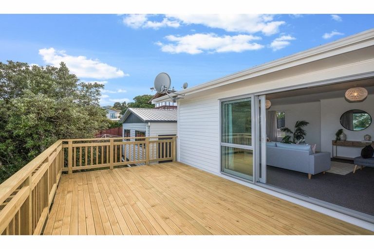 Photo of property in 34 Cypress Drive, Maungaraki, Lower Hutt, 5010