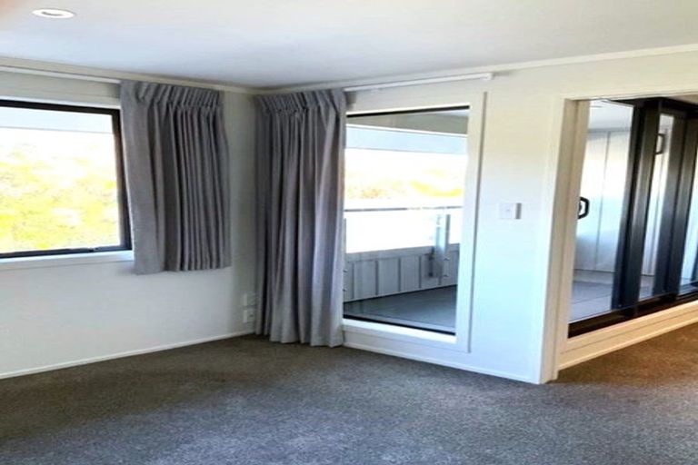 Photo of property in 12a/30 Westward Ho, Glen Eden, Auckland, 0602