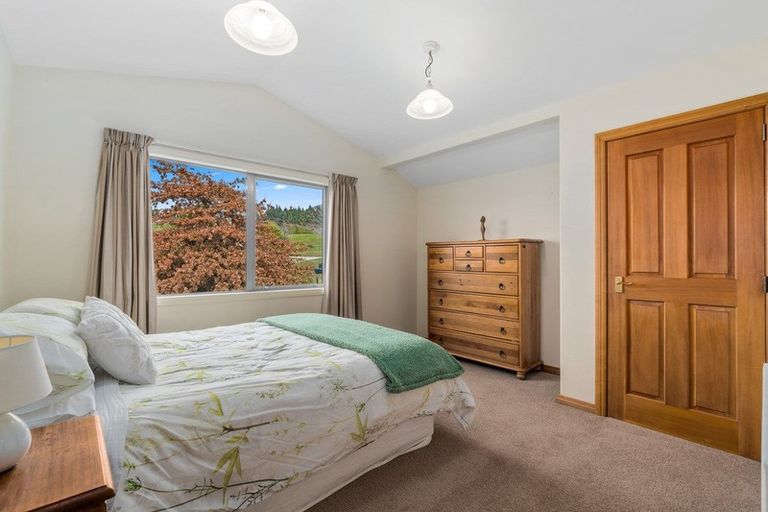Photo of property in 1 Hollyhock Lane, Wanaka, 9305
