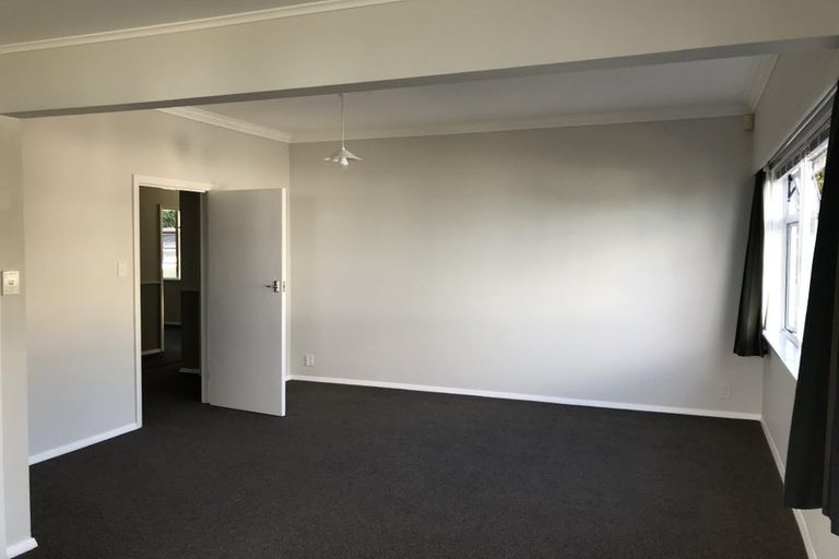 Photo of property in 118 Motuhara Road, Plimmerton, Porirua, 5026