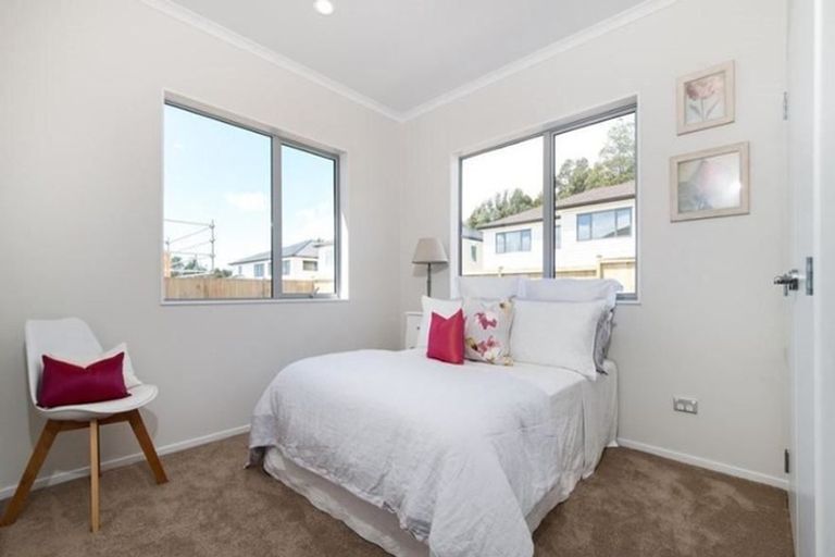 Photo of property in 20 Drumbuoy Drive, Flat Bush, Auckland, 2019